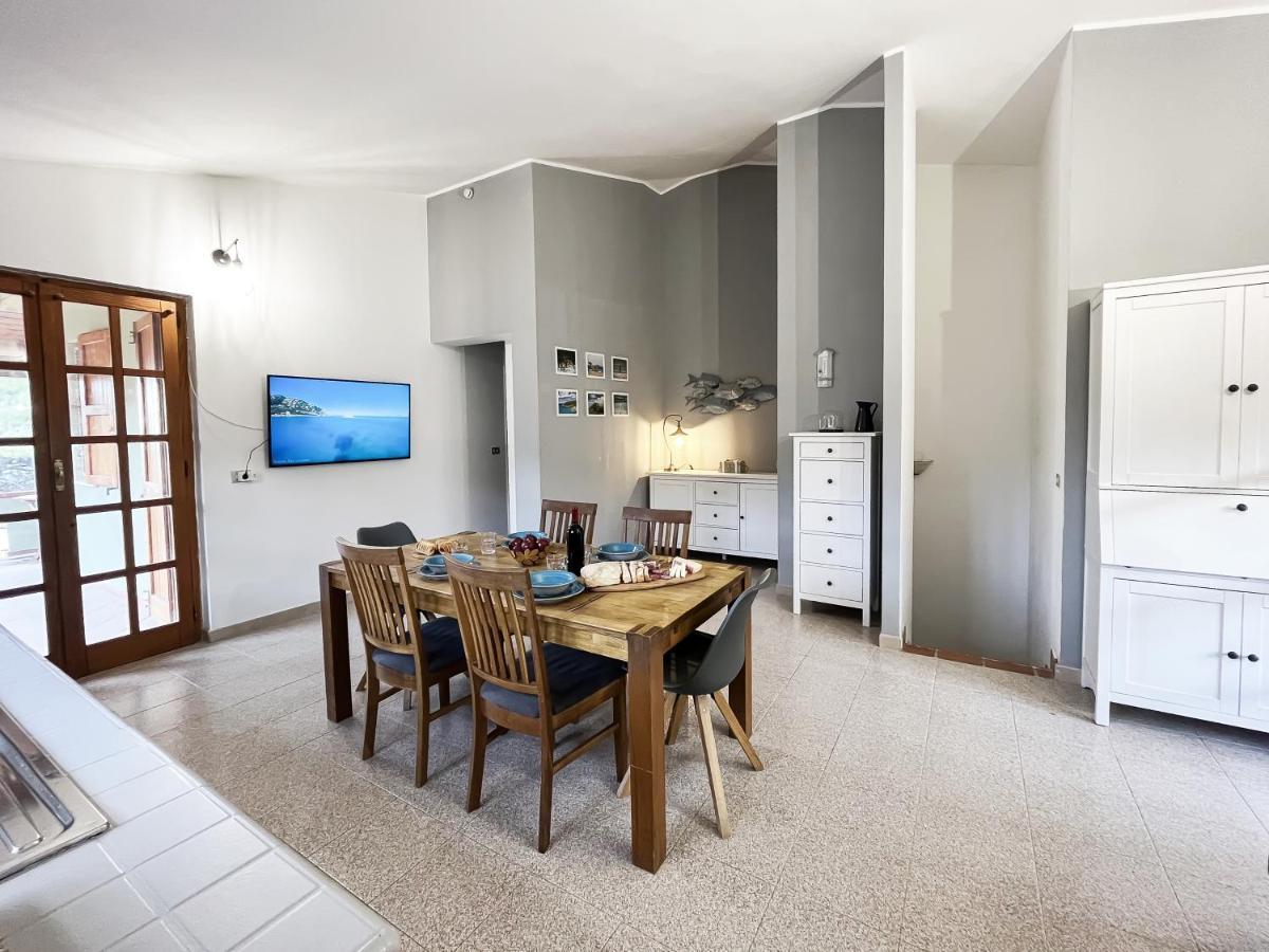 Villa Salmagi - Sardegna Terra Mala Eksteriør billede